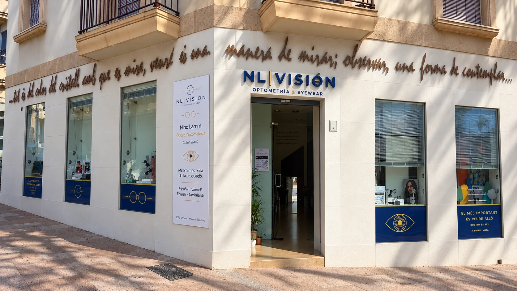 Fachada de NL Visión en Placeta del Convent 1